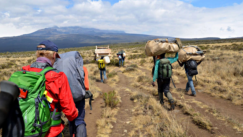 7-days-kilimanjaro_umbwe-route_golden